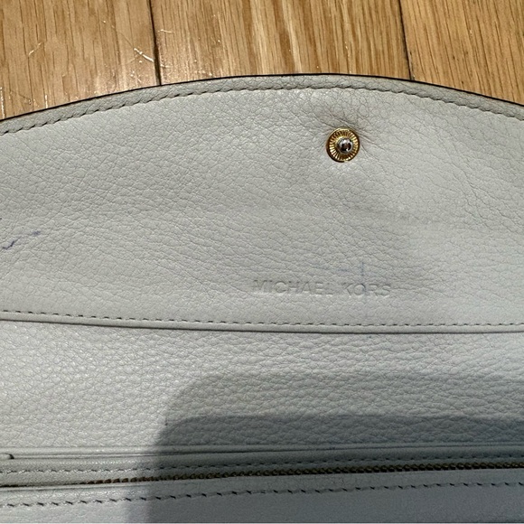 Michael Kors Jet Set Slim Flap Wallet  Cream Off-White Pebbled Leather AS IS - Picture 4 of 11